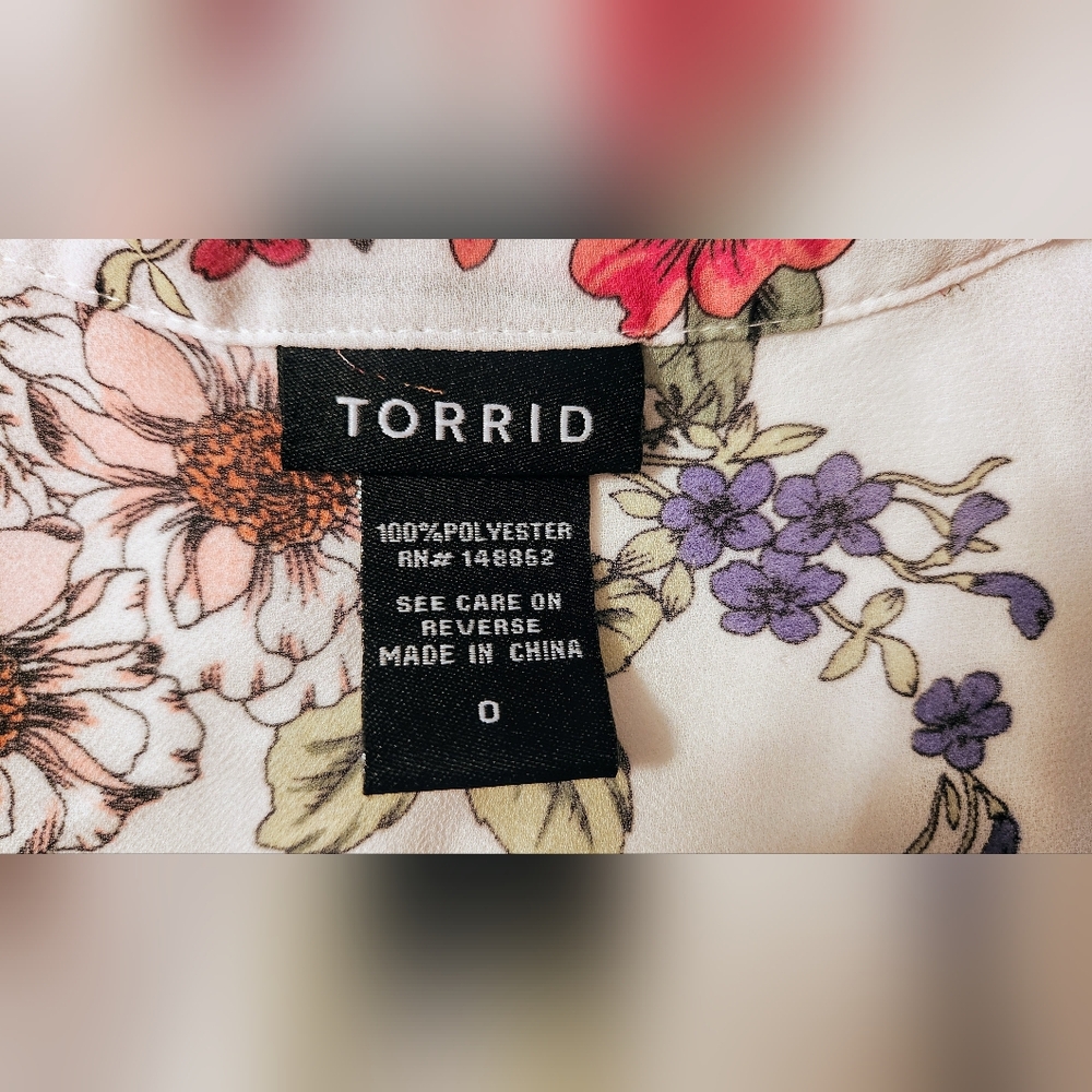 Torrid Lexie Floral Chiffon Babydoll Tunic Hi Lo‎ Top - Picture 3 of 8
